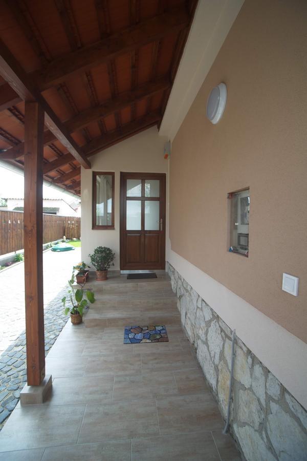 Holiday Home Podium エゲル エクステリア 写真